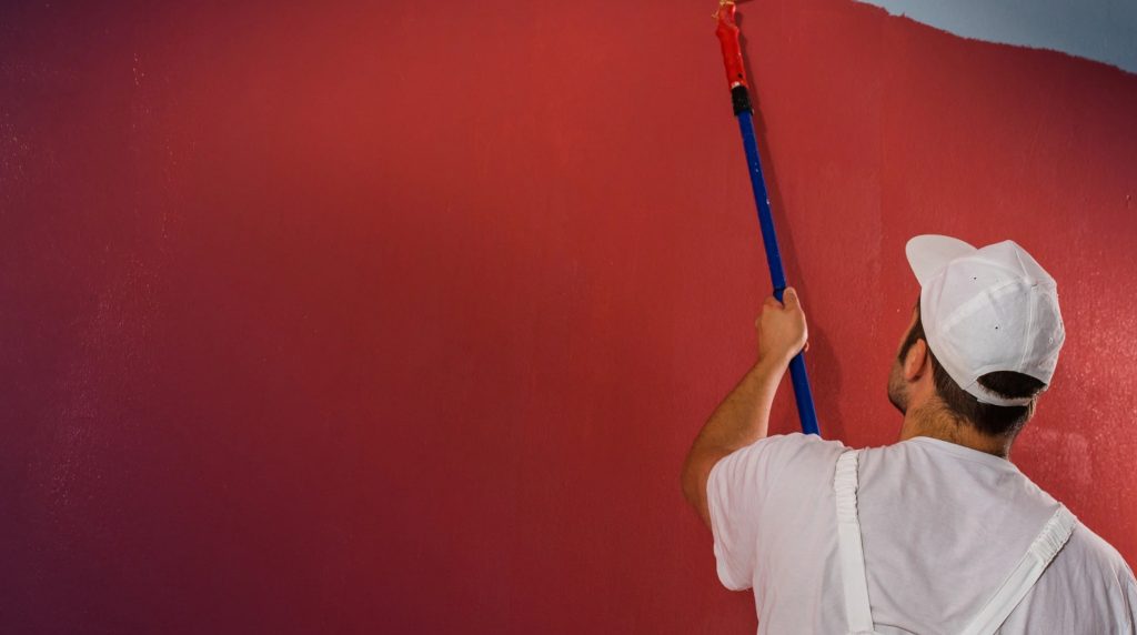Comment uniformiser un mur en peinture